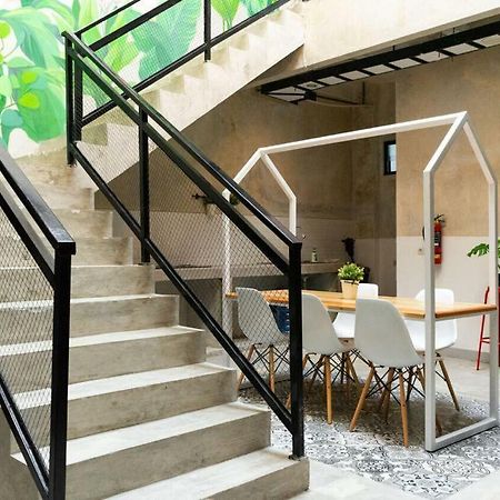 Aparthotel Fybed Semarang Exterior foto