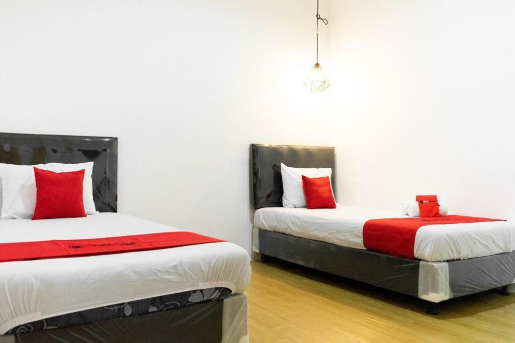 Aparthotel Fybed Semarang Exterior foto